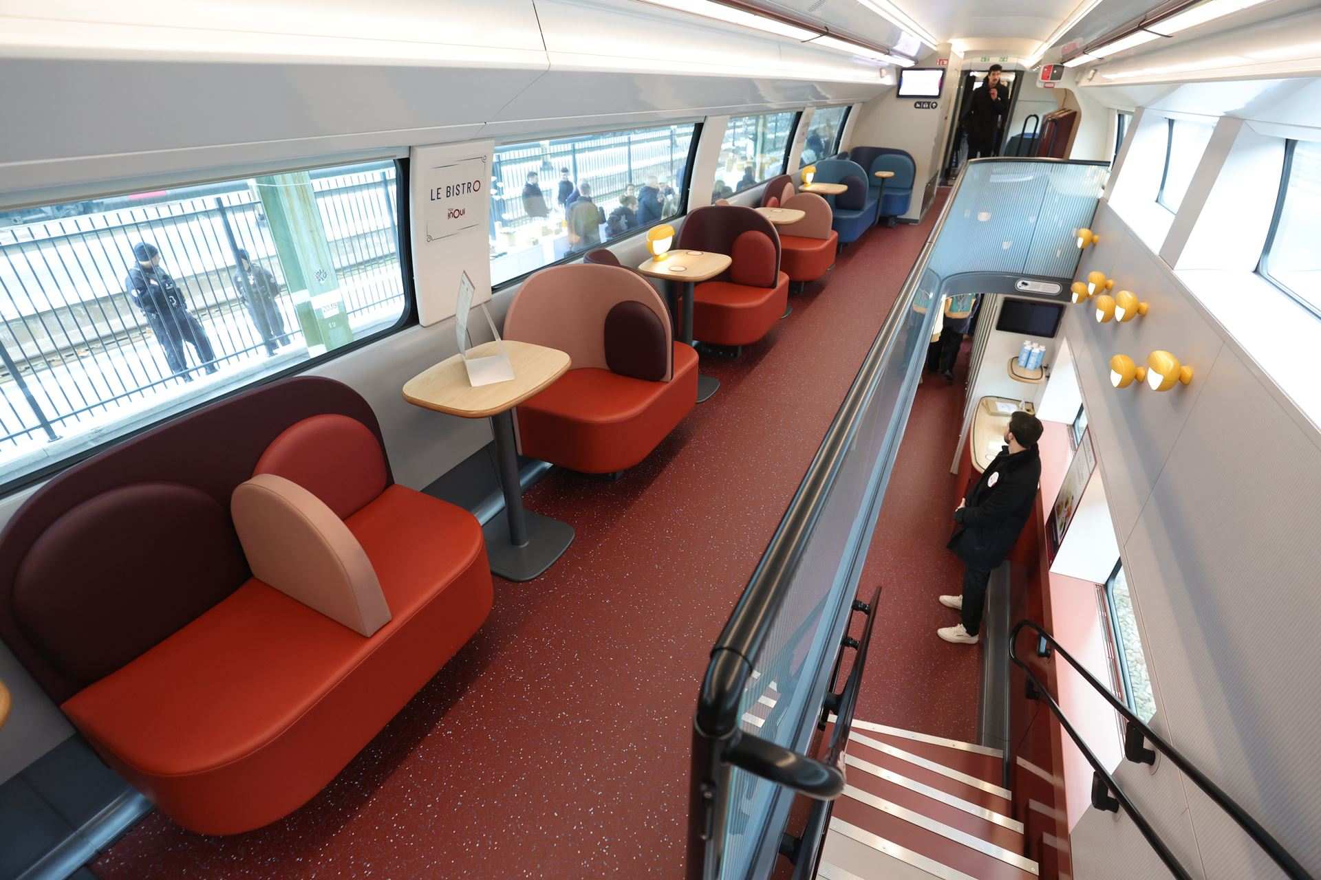Pont Supérieur du TGV INOUI 1ère Classe